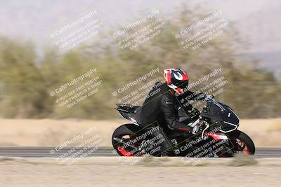 media/Dec-01-2025-Moto Forza (Mon) [[2daa91e15f]]/2-Intermediate Group/Session 3 (Turn 7 Inside Pans)/